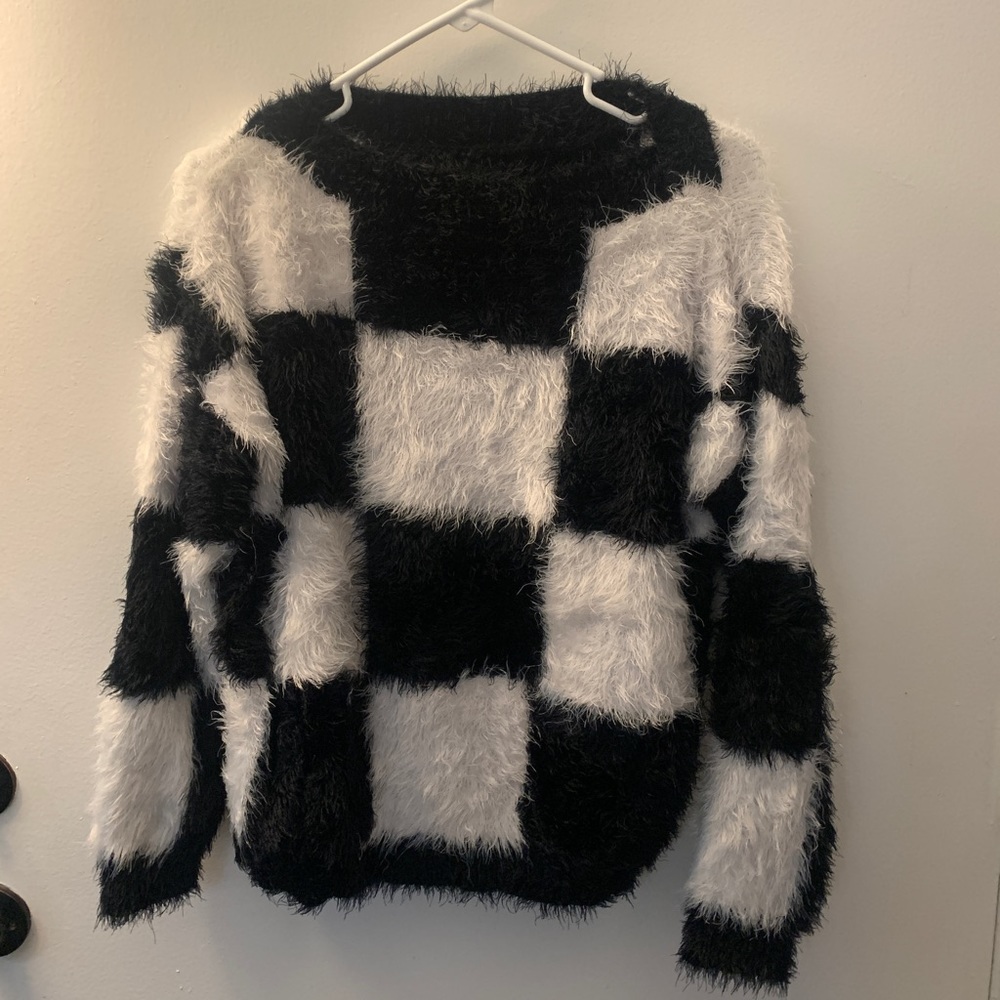 Black & White Checker Fuzzy Women's Sweater